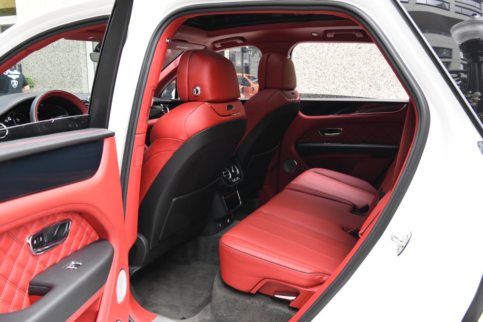 Nadela出品！ Used 2022 Bentley Bentayga V8 For Sale (Sold) | Lamborghini