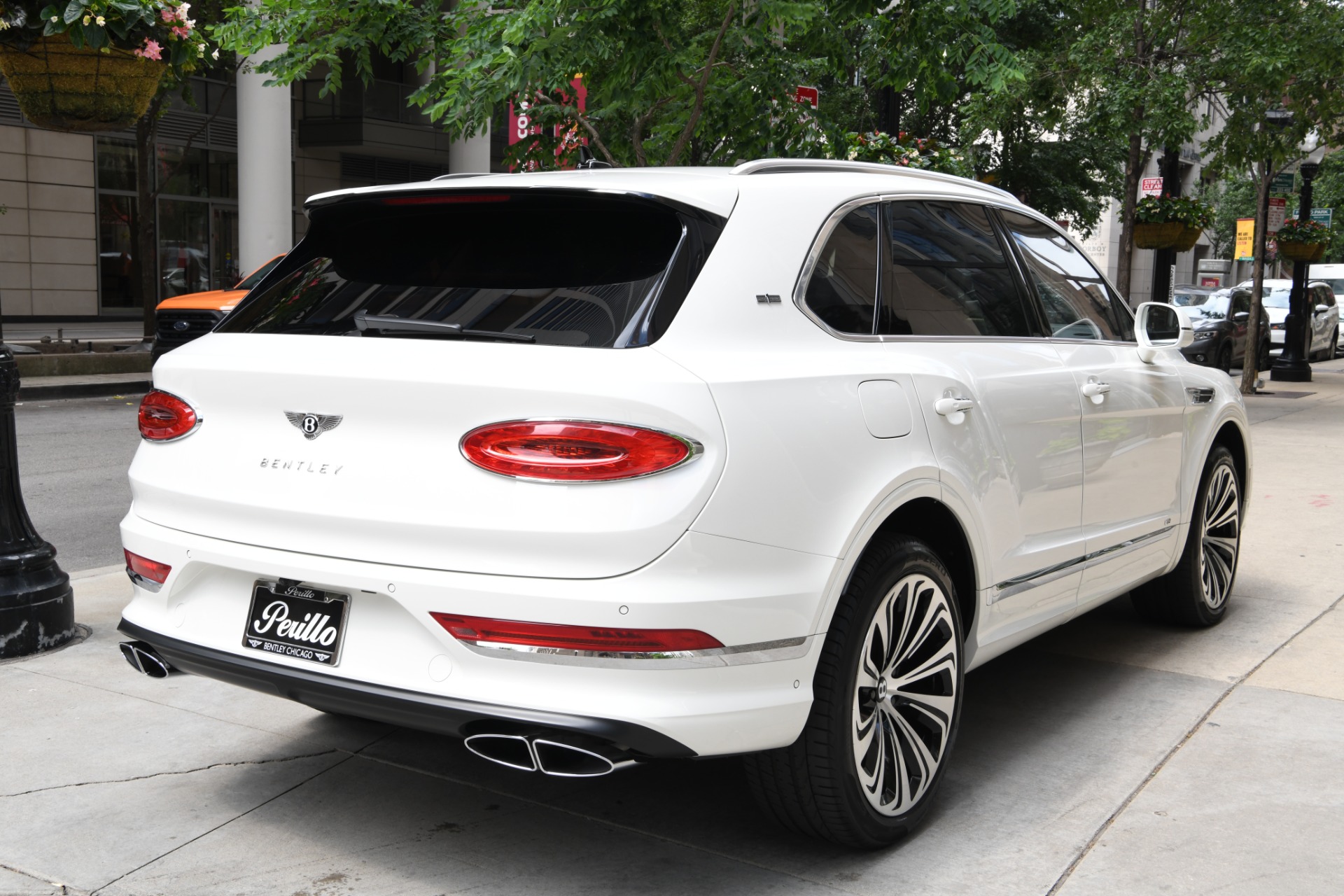 Nadela出品！ Used 2022 Bentley Bentayga V8 For Sale (Sold) | Lamborghini