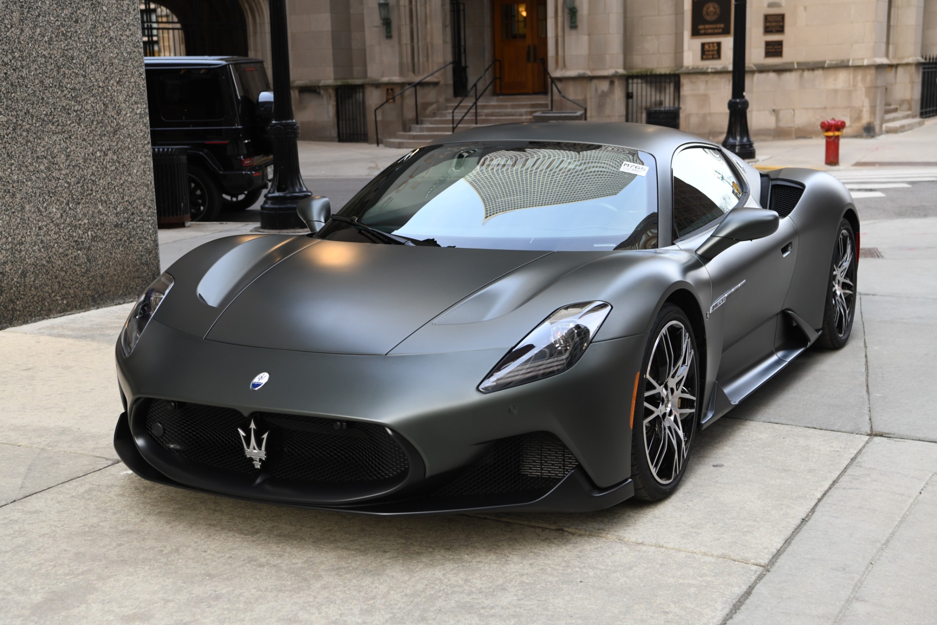 New-2023-Maserati-MC20-