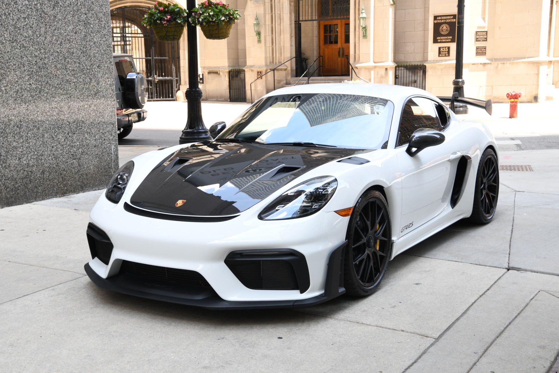 Used-2023-Porsche-718-Cayman-