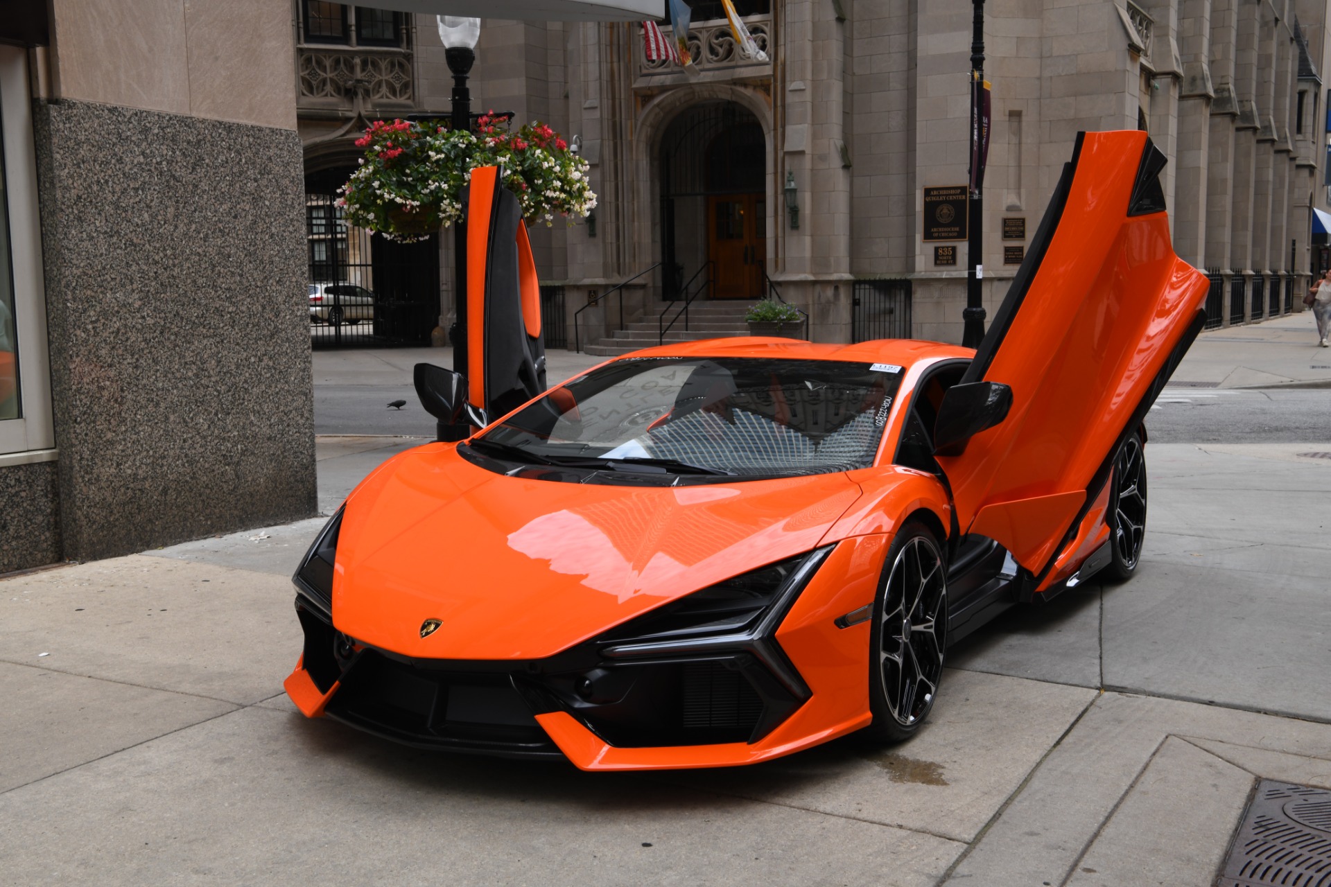 New-2024-Lamborghini-Revuelto-