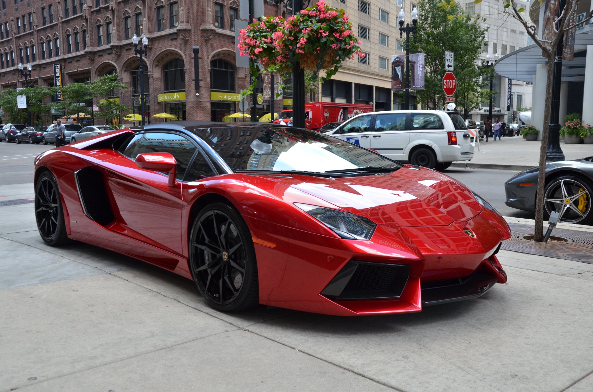 Used 2014 Lamborghini AVENTADOR ROADSTER LP 700-4 Roadster