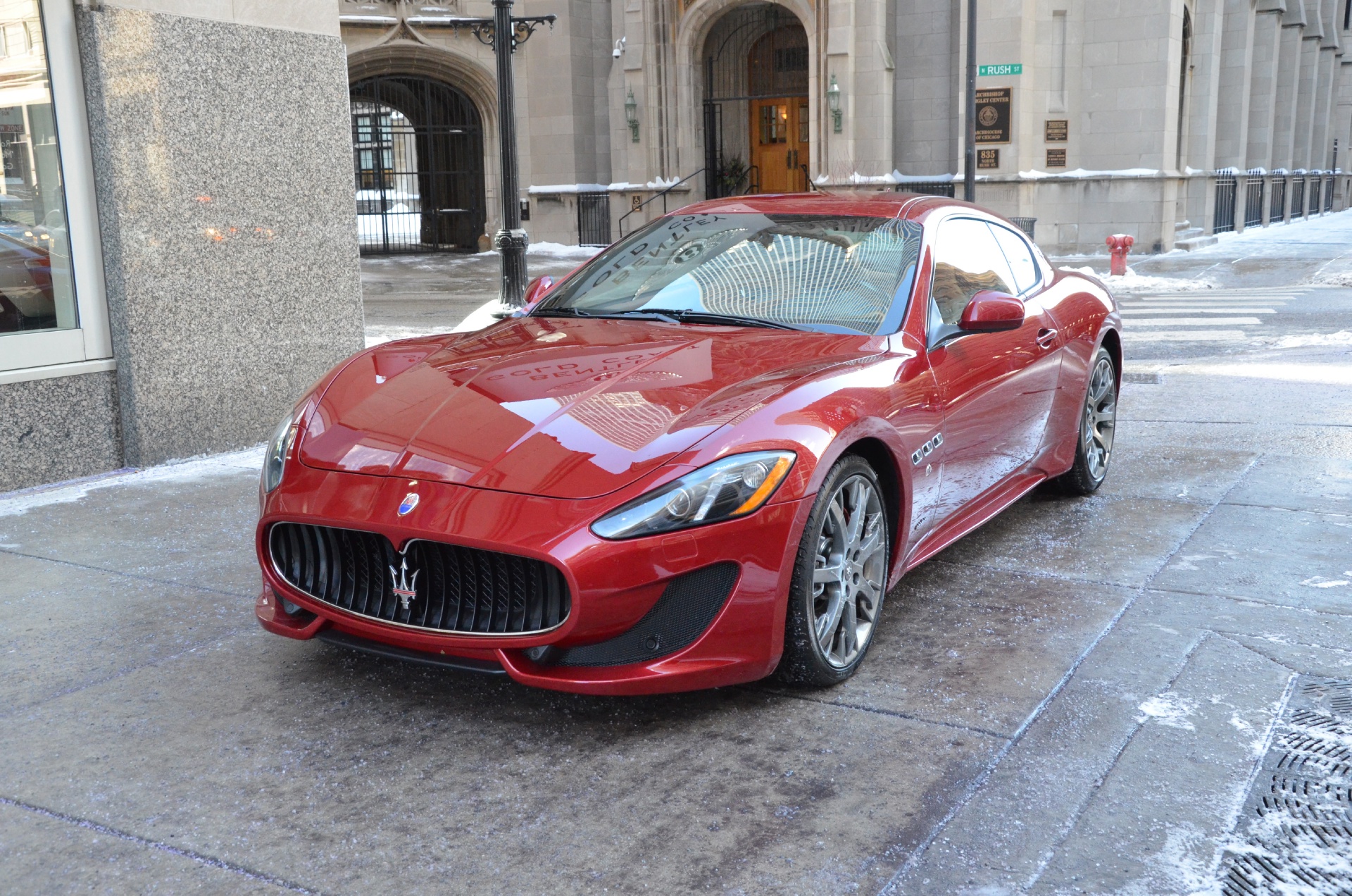 Used-2014-Maserati-GranTurismo