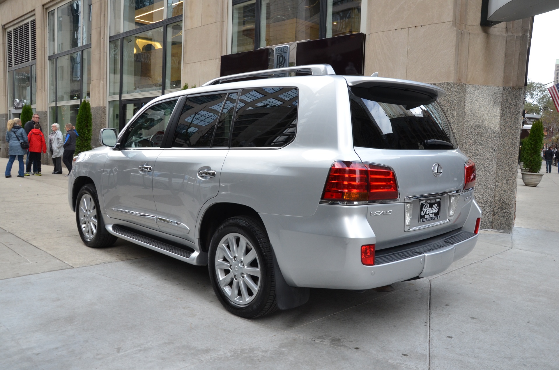 2021 Lexus LX 570 Review | AAA Oregon/Idaho
