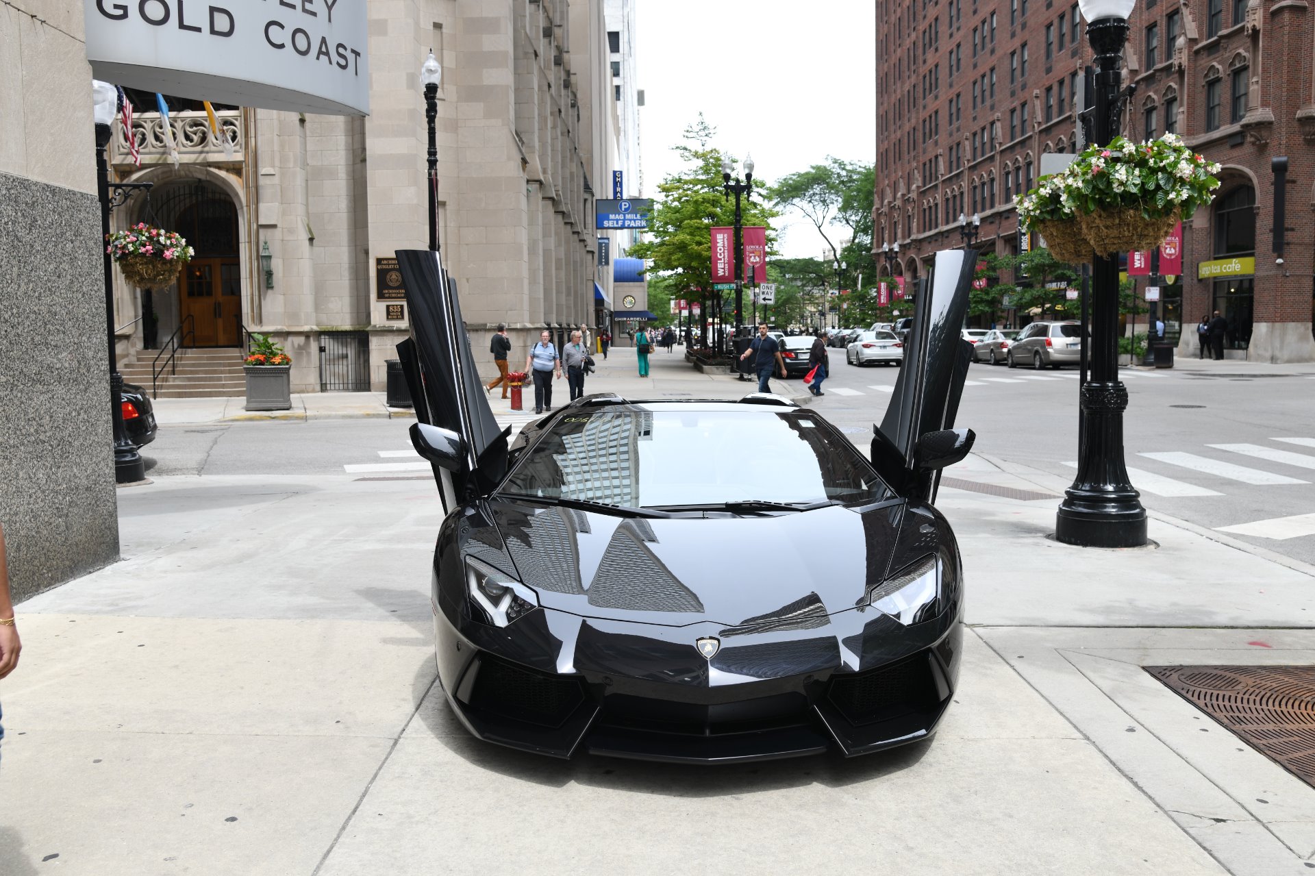 Used 2014 Lamborghini Aventador Roadster LP 700-4 Roadster