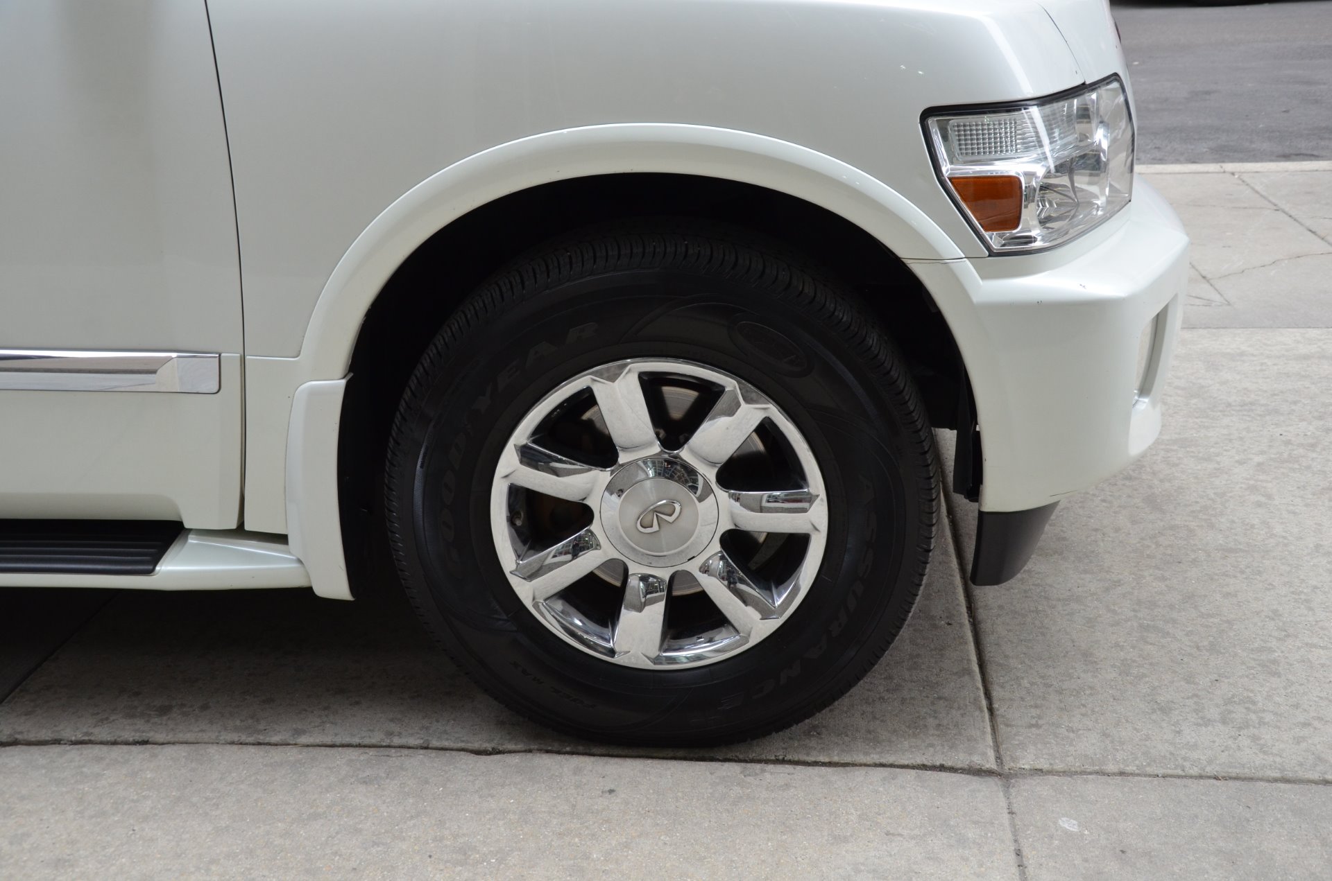 Used 2006 Infiniti QX56 For Sale (Sold) | Lamborghini Gold Used 2006 Infiniti QX56 For Sale (Sold) | Lamborghini Gold