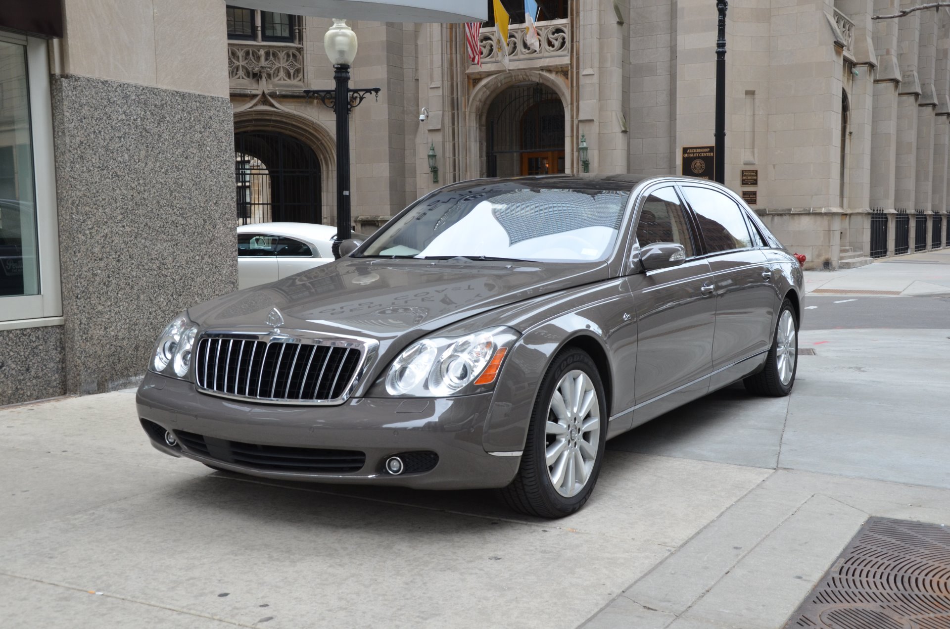 【超希少】MAYBACH 62 millennium 黒 シルバー Very Rare] MAYBACH 62 millennium black silver | eBay