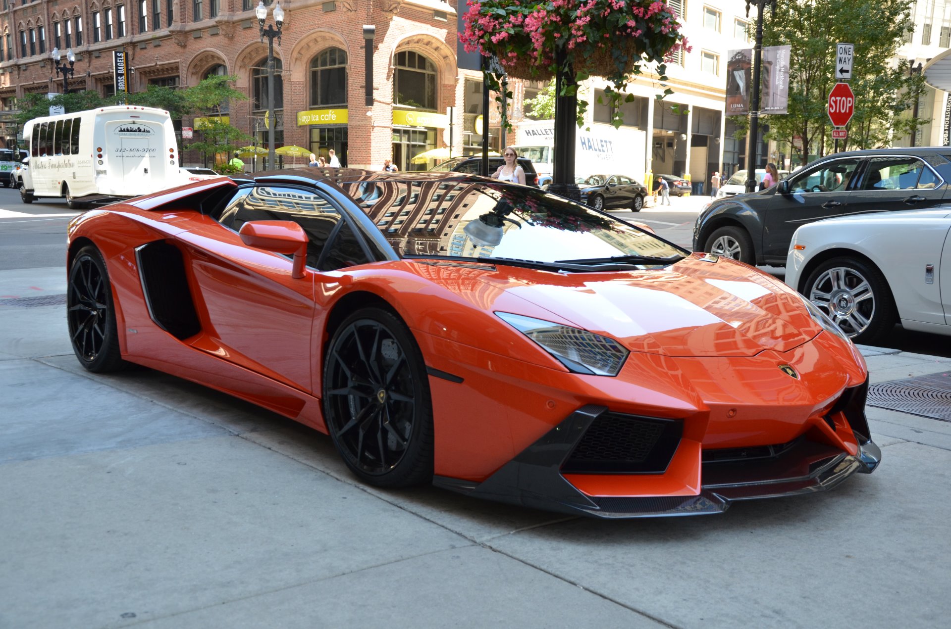 Lamborghini Aventador Roadster 2015 限定版 2015 Lamborghini Aventador LP 700-4 Roadster Giallo Orion