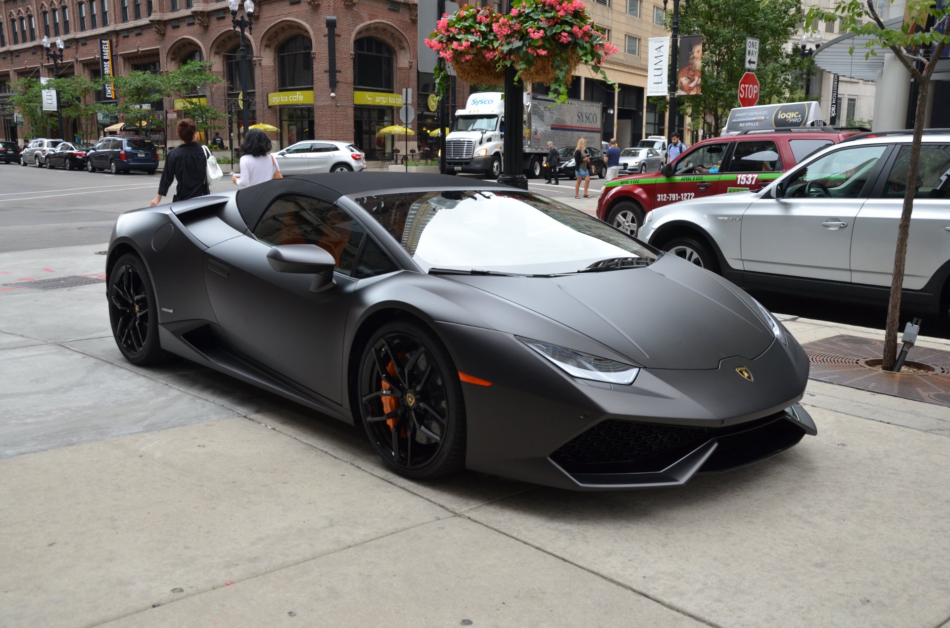Used-2017-Lamborghini-Huracan- Used-2017-Lamborghini-Huracan-