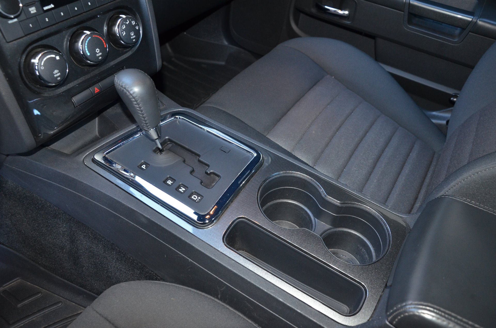 2009 dodge challenger seat covers deals