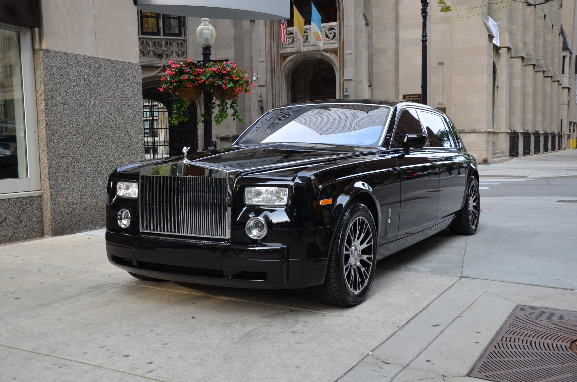 Maker Of Stunning Custom-Made Rolls Royce Phantom Hopes To Sell It For $5.2  Million