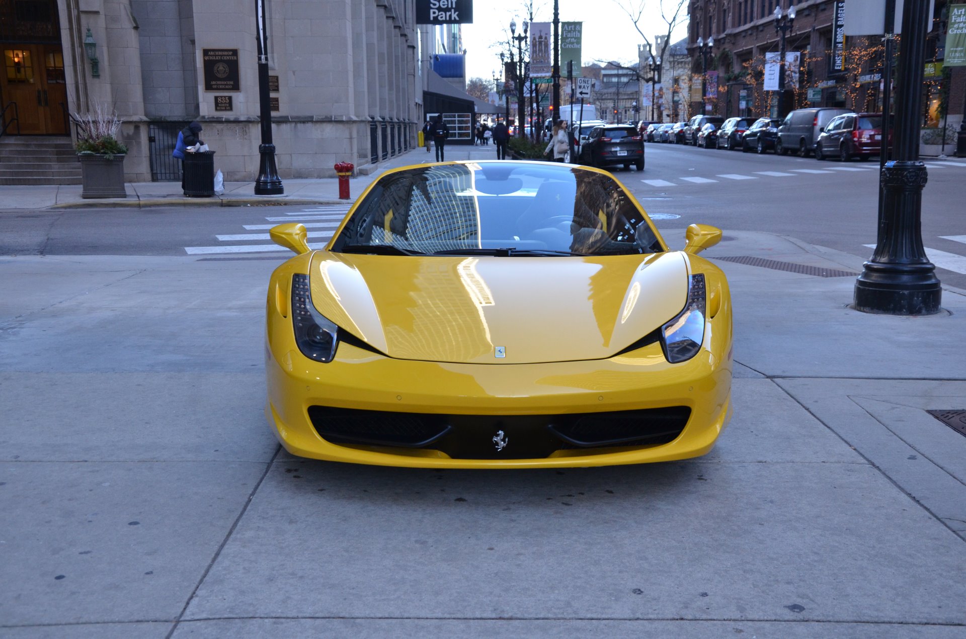 シビラ Used-2013-Ferrari-458-Spider-