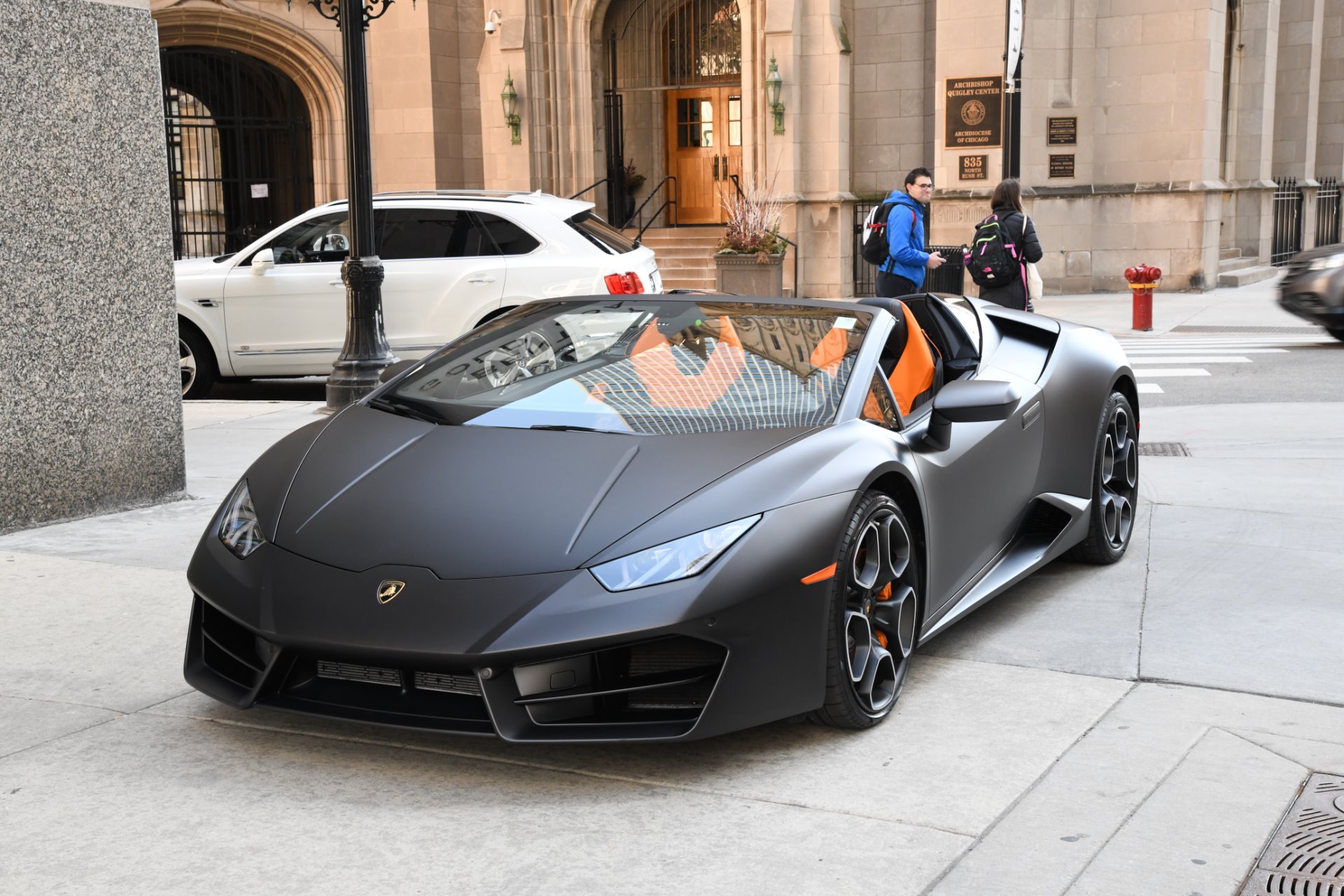 マギーロンドン Vernas We are pleased to represent this breathtaking 750S Spider