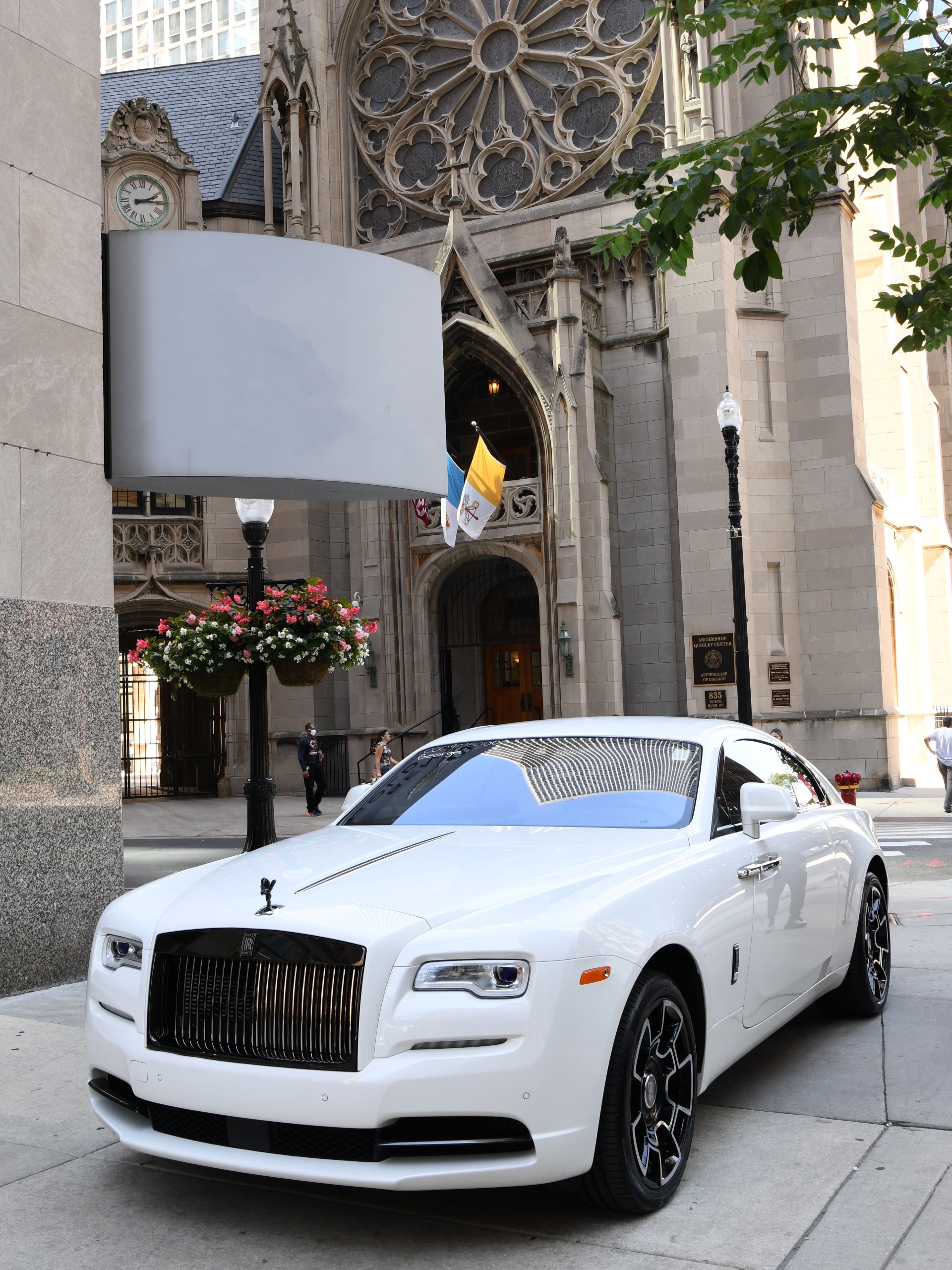 RollsRoyce Ghost bản cá nhân hóa lấy cảm hứng từ thành phố Manchester