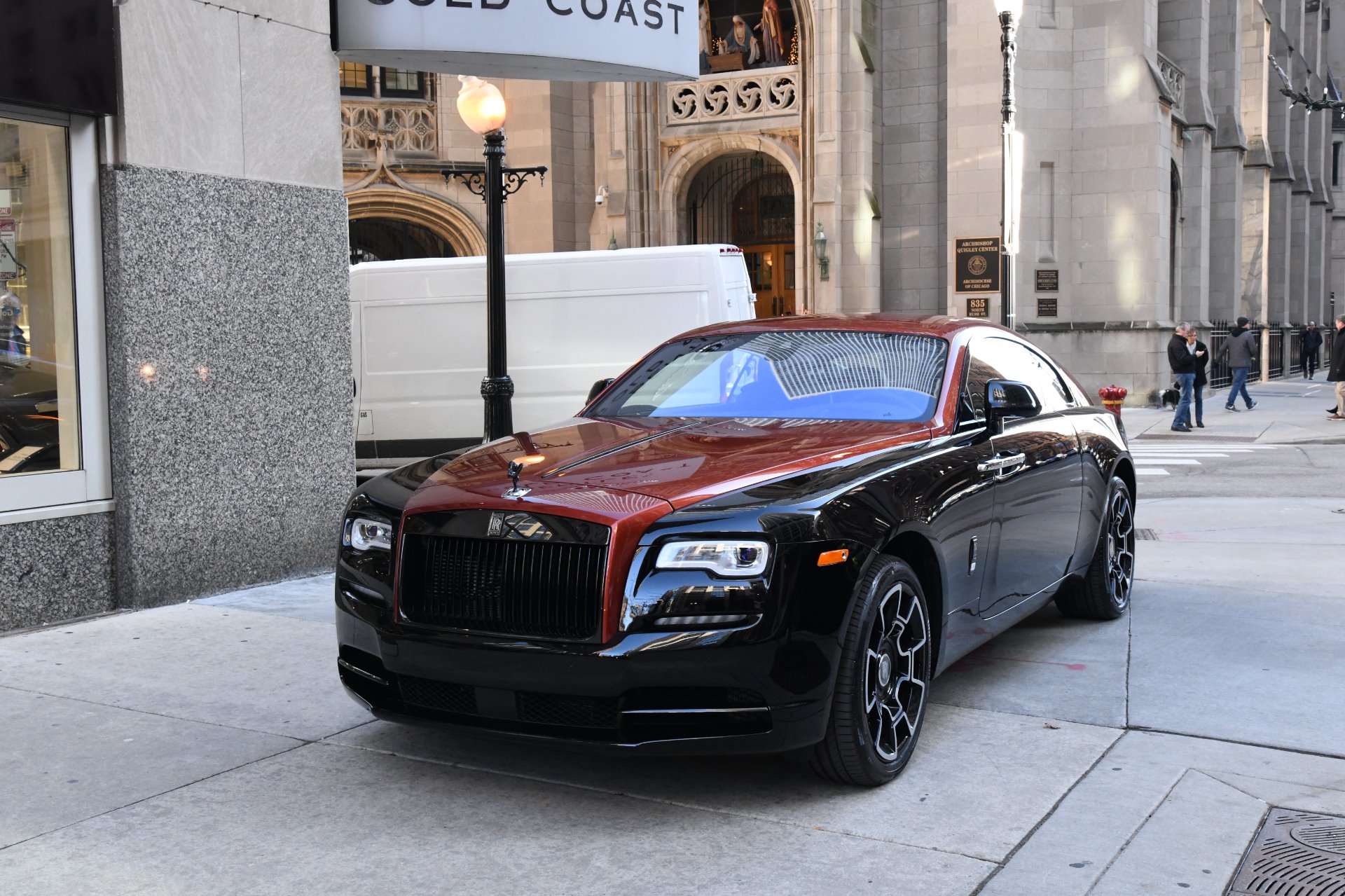 Роллс врайт. Rolls Royce Wraith Black badge. Роллс Ройс Wraith Black badge. Роллс Ройс Wraith Black badge 2020. Rolls Royce Wraith черный.