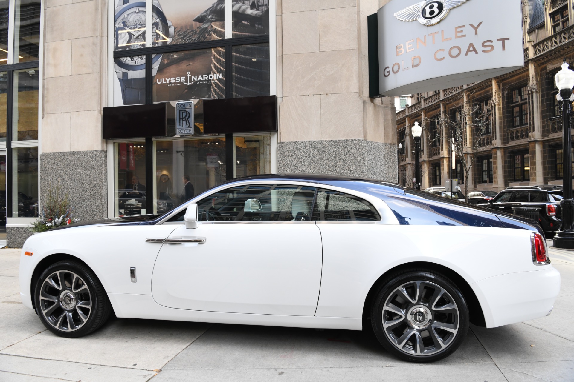 Rolls Royce Wraith Khám Phá Xe Hơi Sang Trọng Đặc Biệt