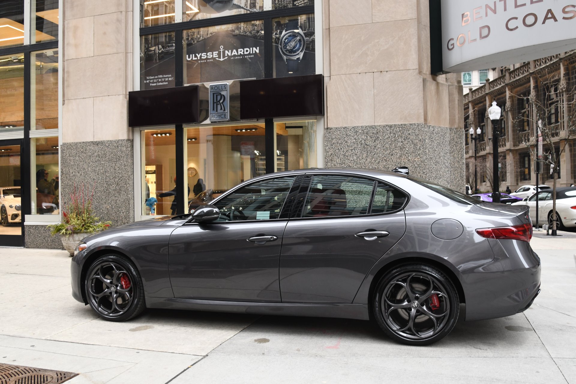 アルファロメオ　ジュリアTI　（Silver） New 2020 Alfa Romeo Giulia TI SPORT Ti For Sale (Sold