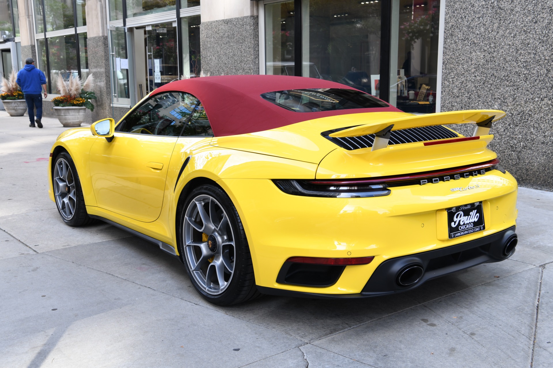 【未開封】アイドロン Porsche 911 Turbo S 2011 イエロー Used 2011 Porsche 911 Turbo S Turbo For Sale (Sold