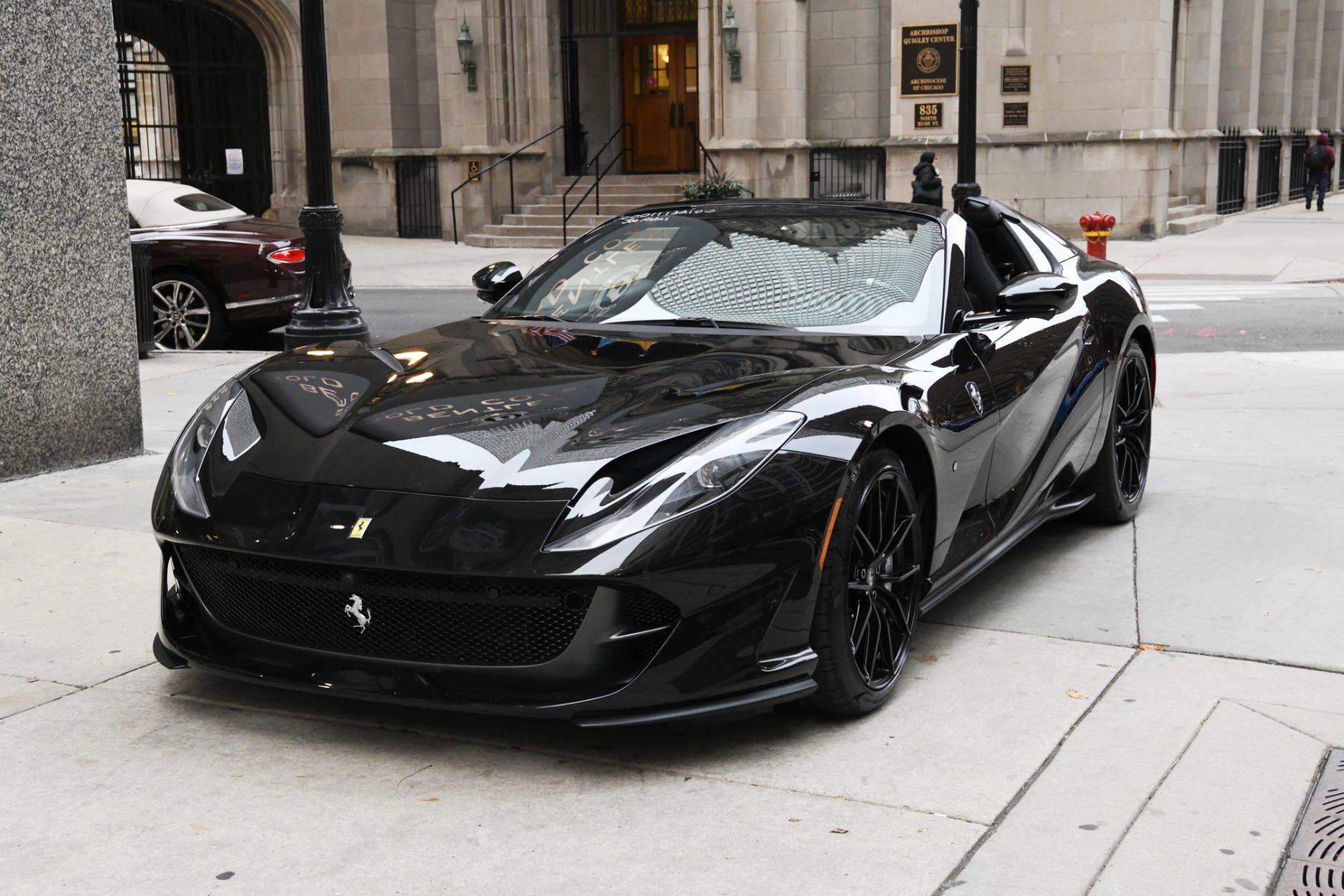 フースーヤ Used-2021-Ferrari-812-GTS-