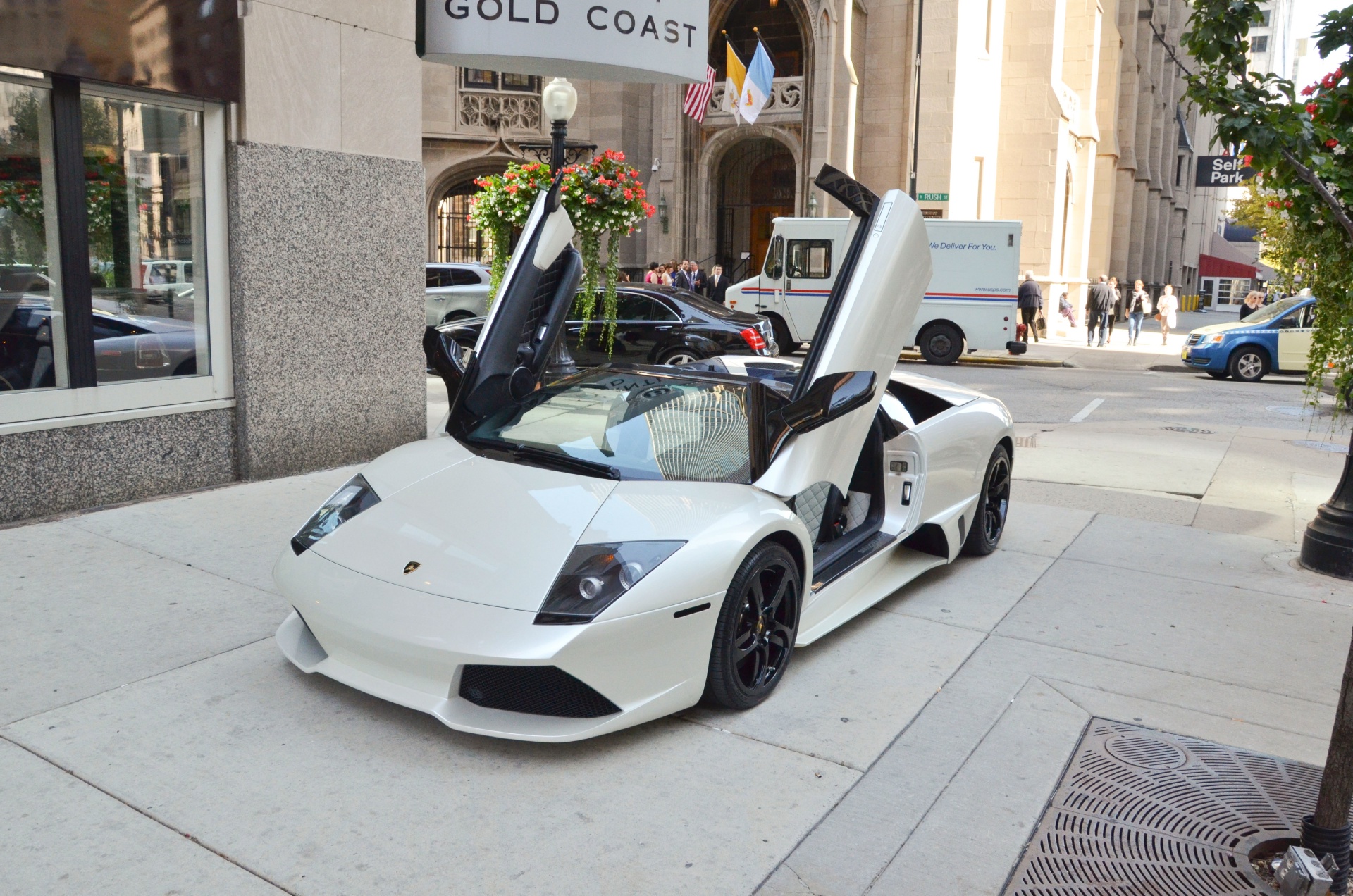 Used-2010-Lamborghini-